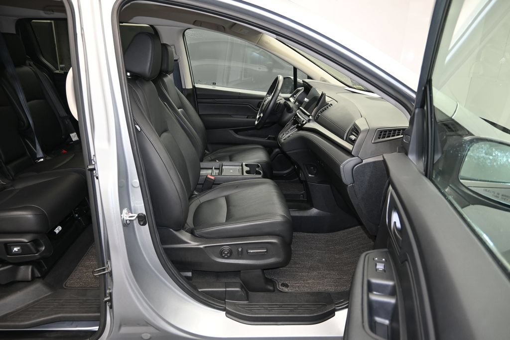 Used 2025 Honda Odyssey EX-L image 28