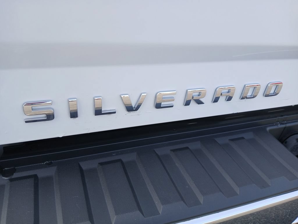 Used 2018 Chevrolet Silverado 1500 LT w/ All Star Edition AWD/4WD image 31