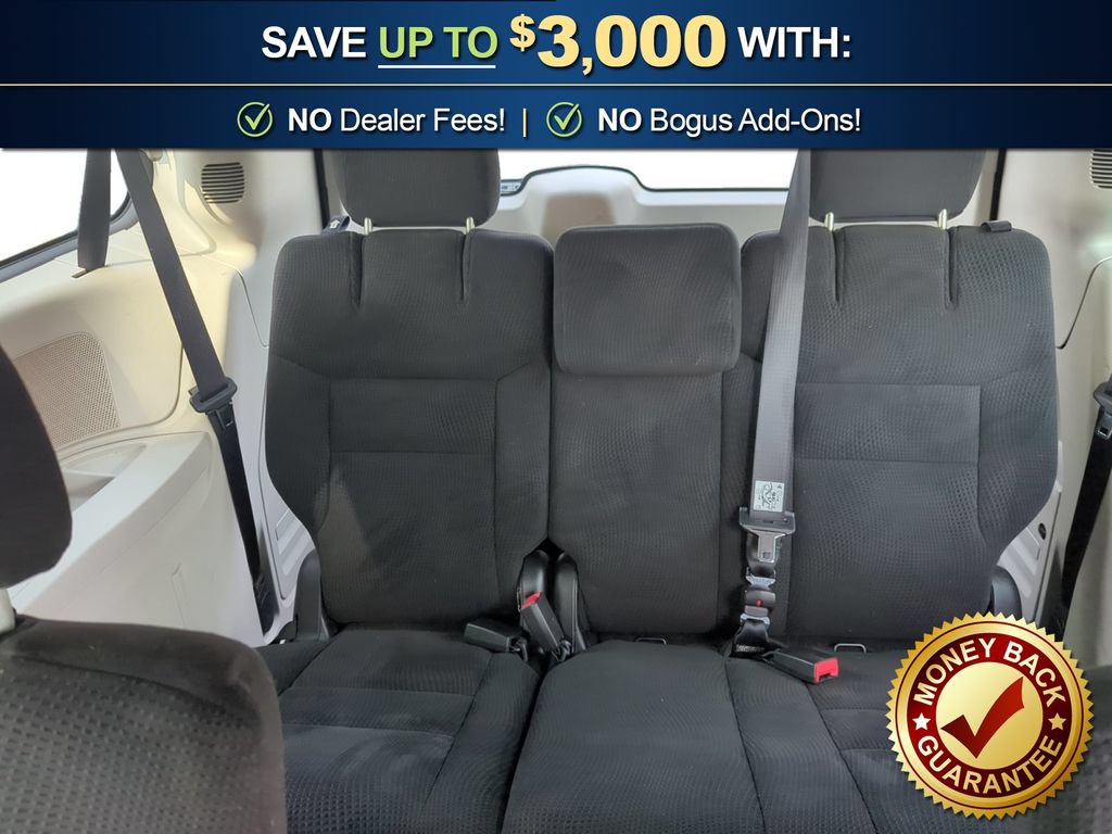 Used 2014 Dodge Grand Caravan American Value Package FWD image 21
