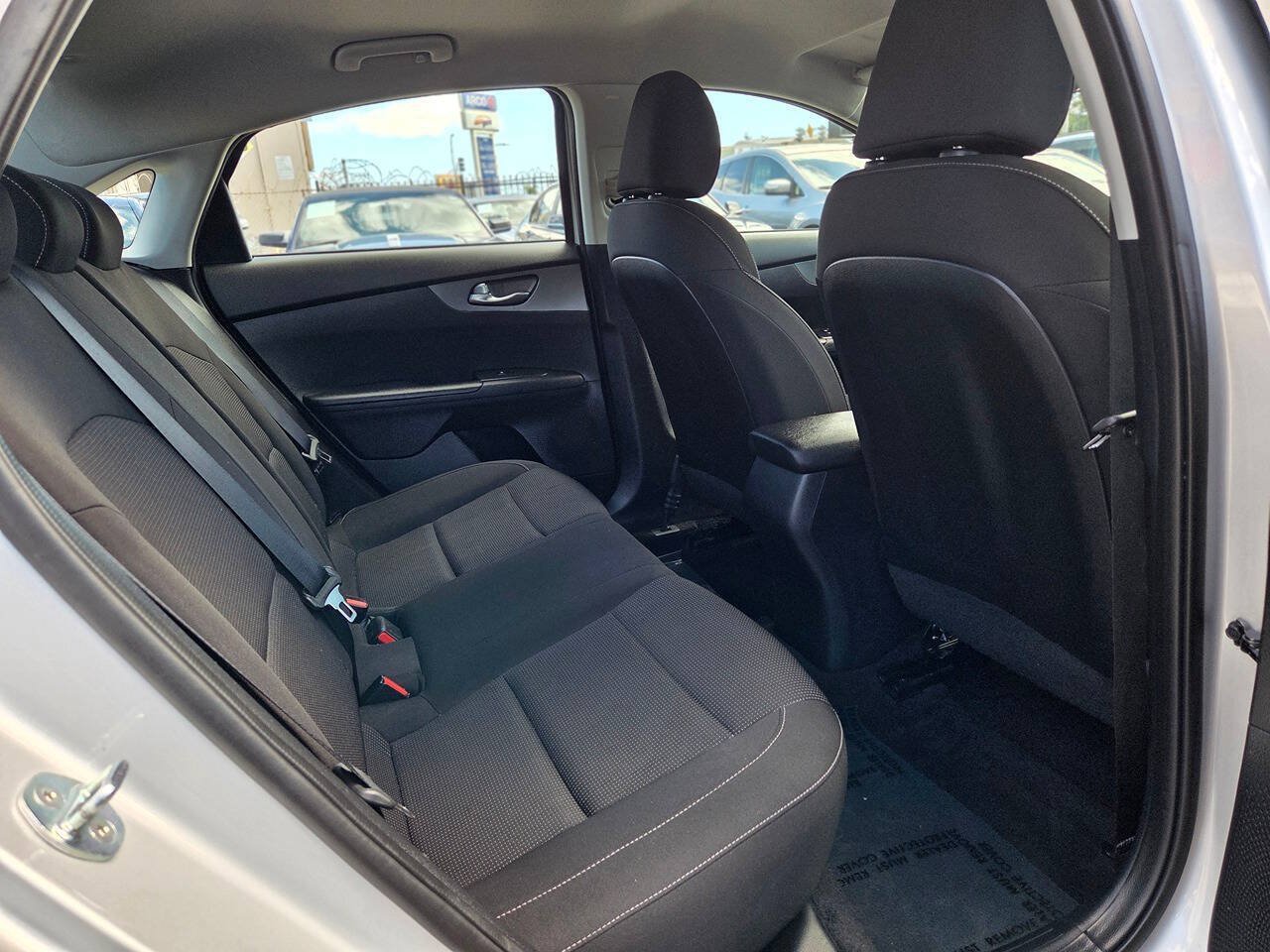 Used 2020 Kia Forte LXS FWD image 19