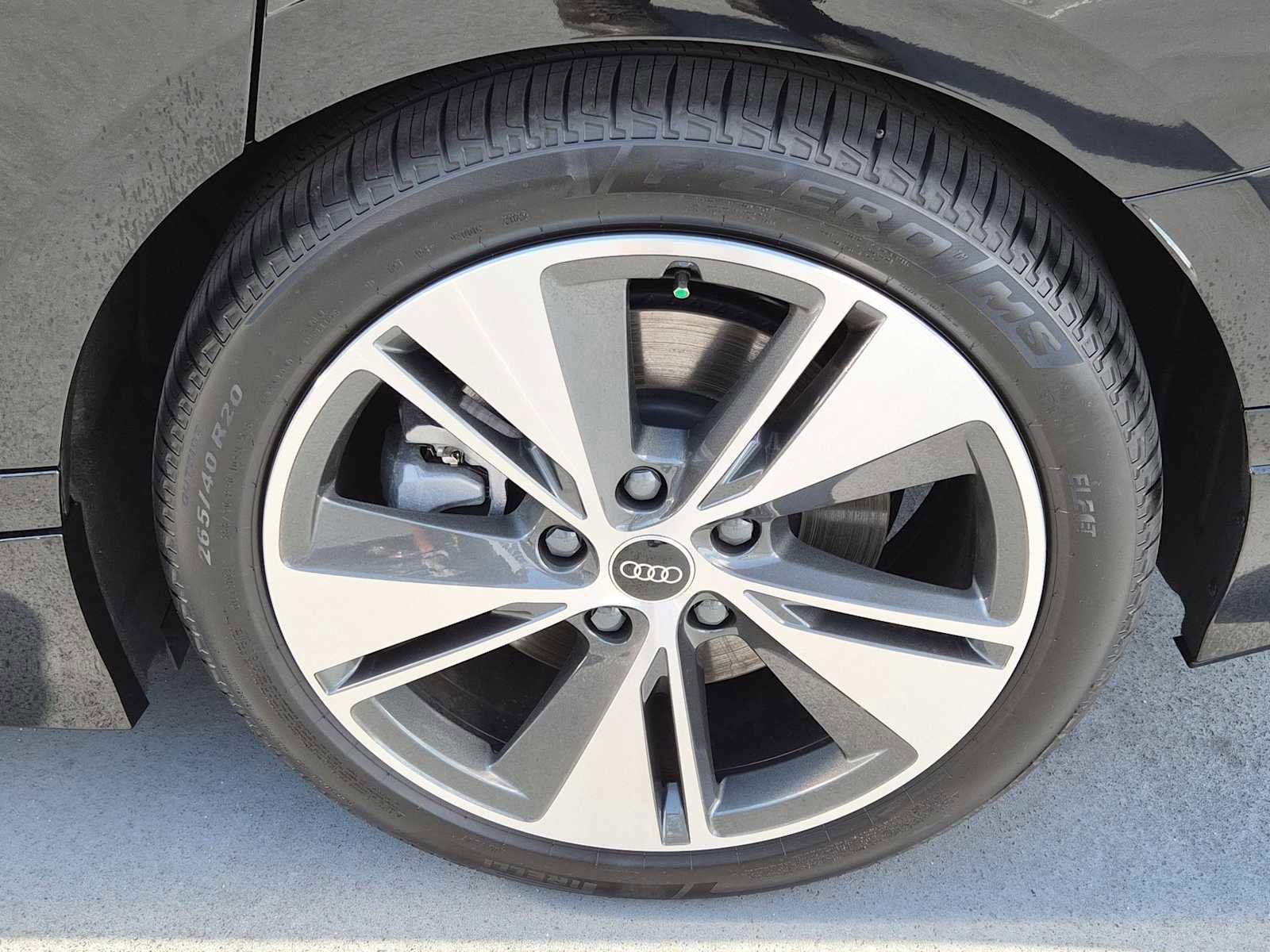 New 2025 Audi A6 e-tron Prestige AWD/4WD image 12