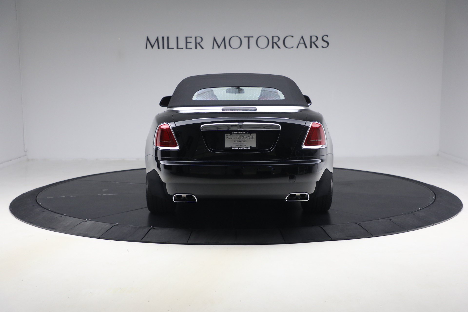 Certified 2020 Rolls-Royce Dawn RWD image 20