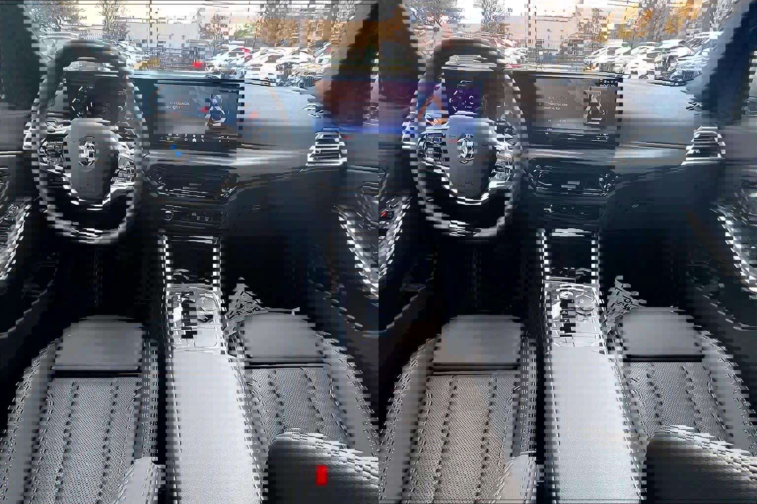 Used 2025 BMW 330i Sedan w/ Premium Package image 10