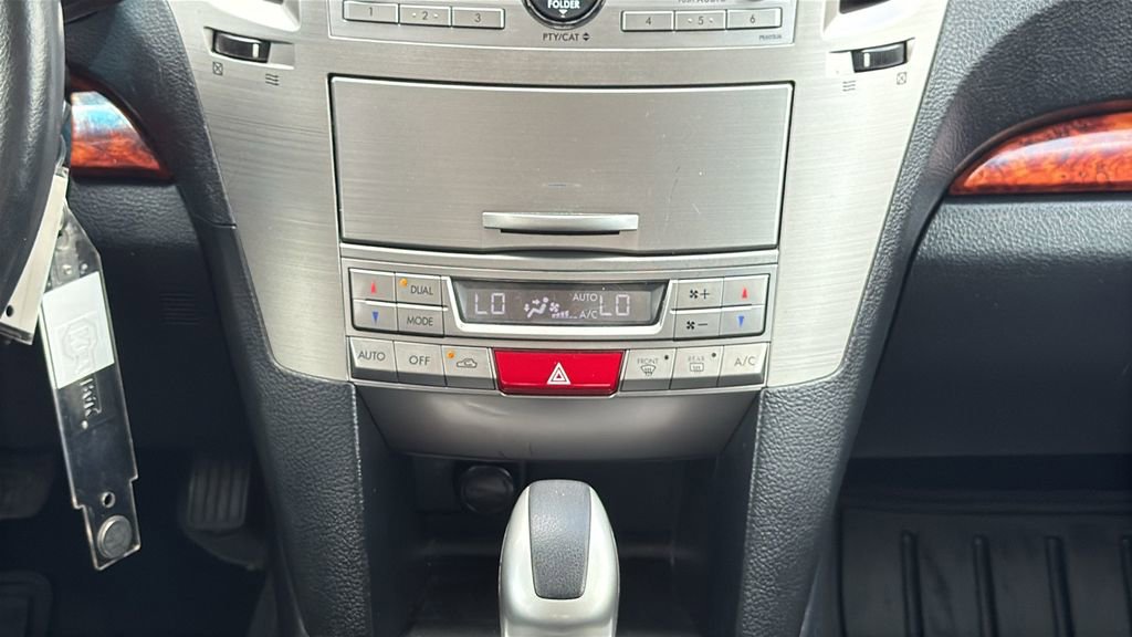 Used 2011 Subaru Legacy 2.5i Limited image 24