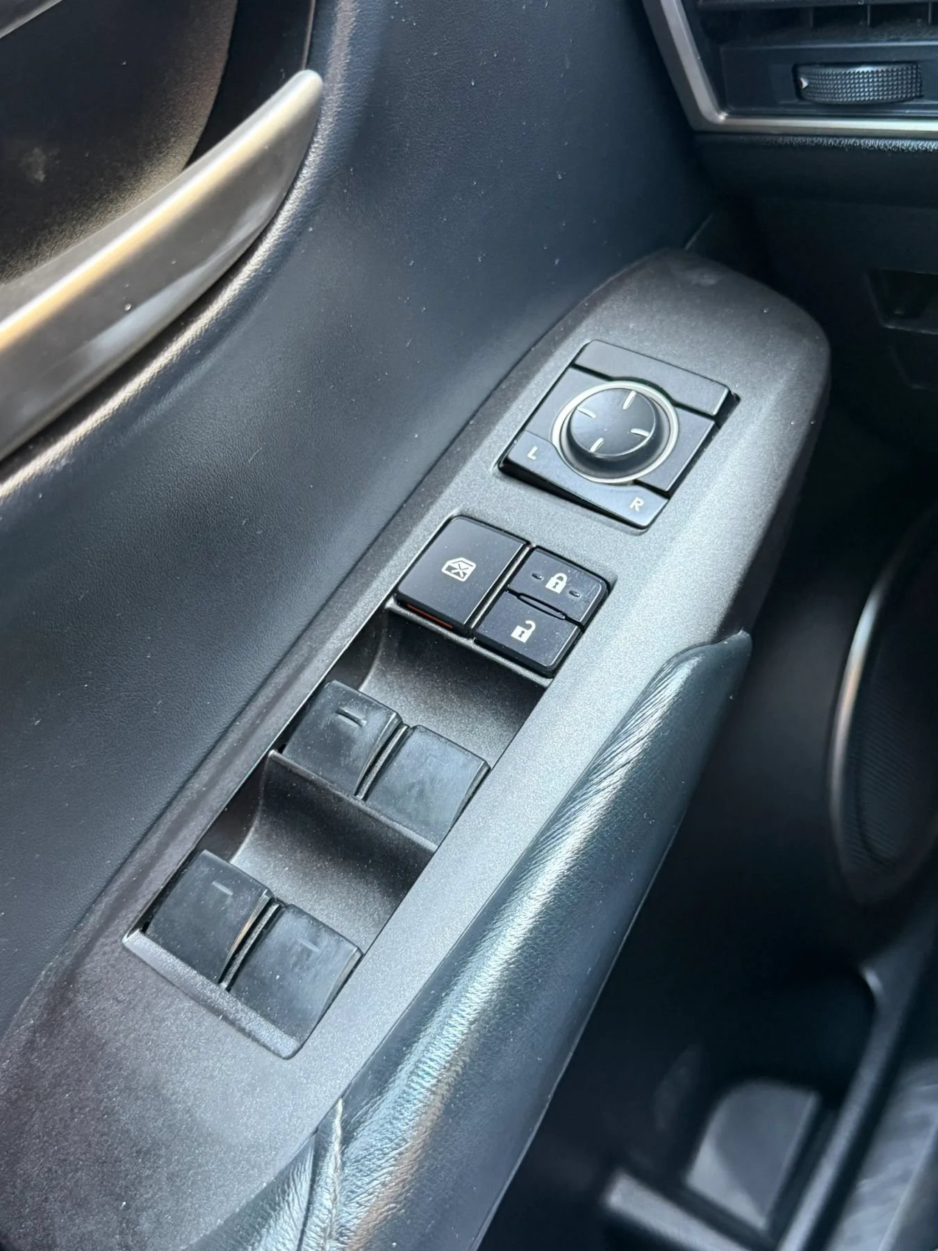 Used 2015 Lexus NX 200t FWD image 25