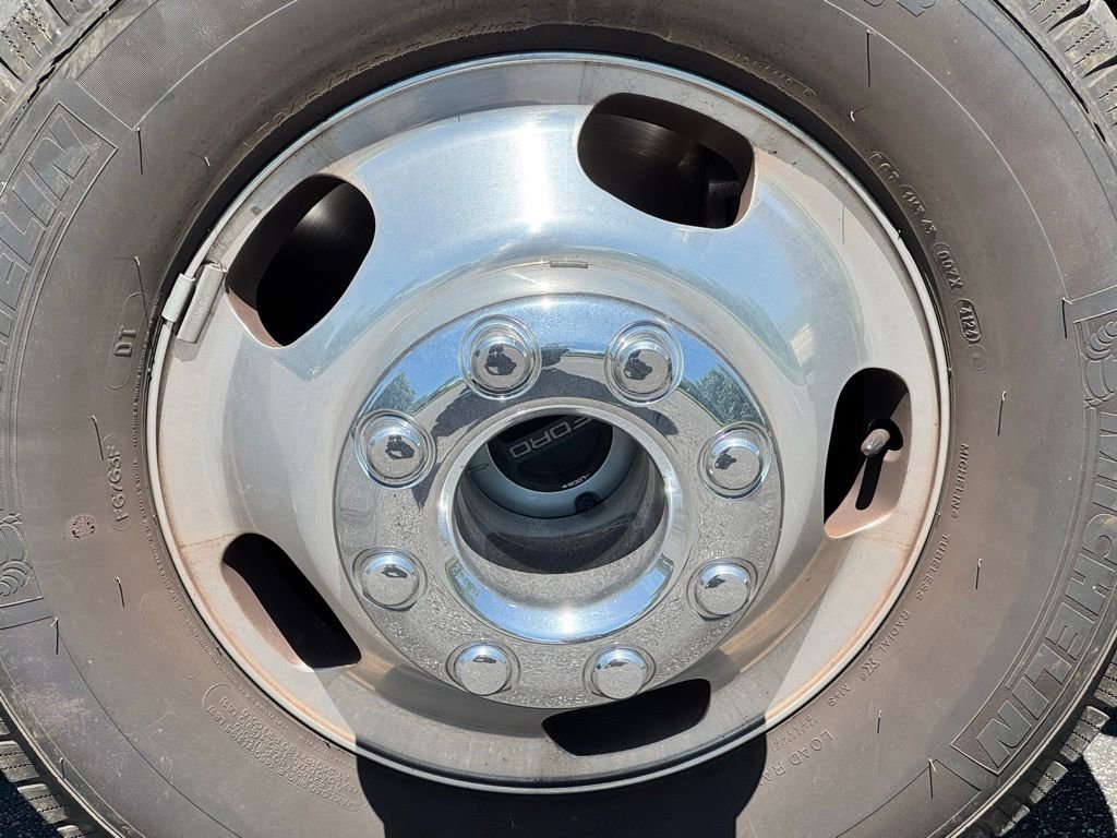 Used 2024 Ford F350 XLT AWD/4WD image 33