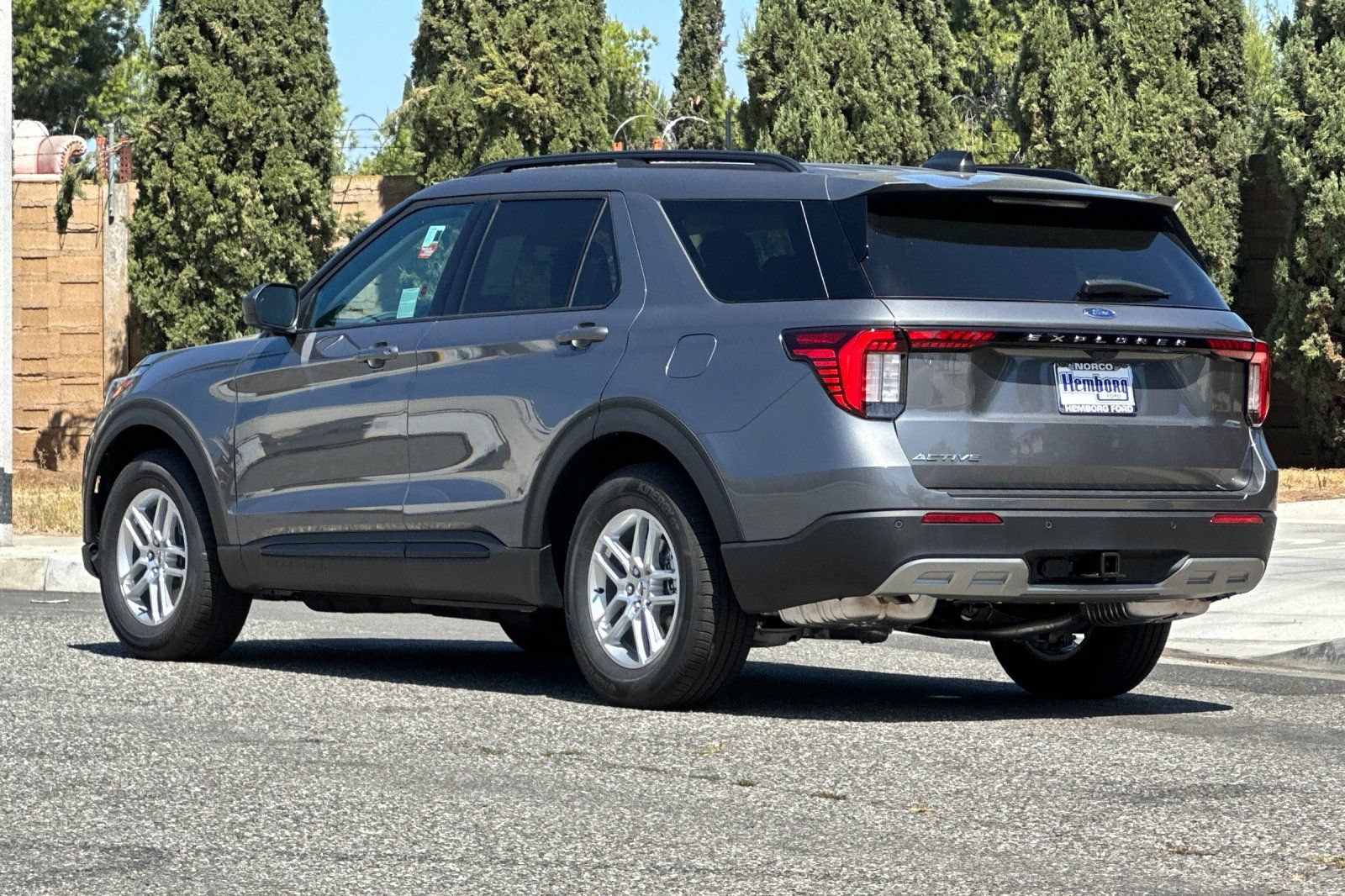 New 2026 Ford Explorer Active w/ Active Comfort Package RWD image 6