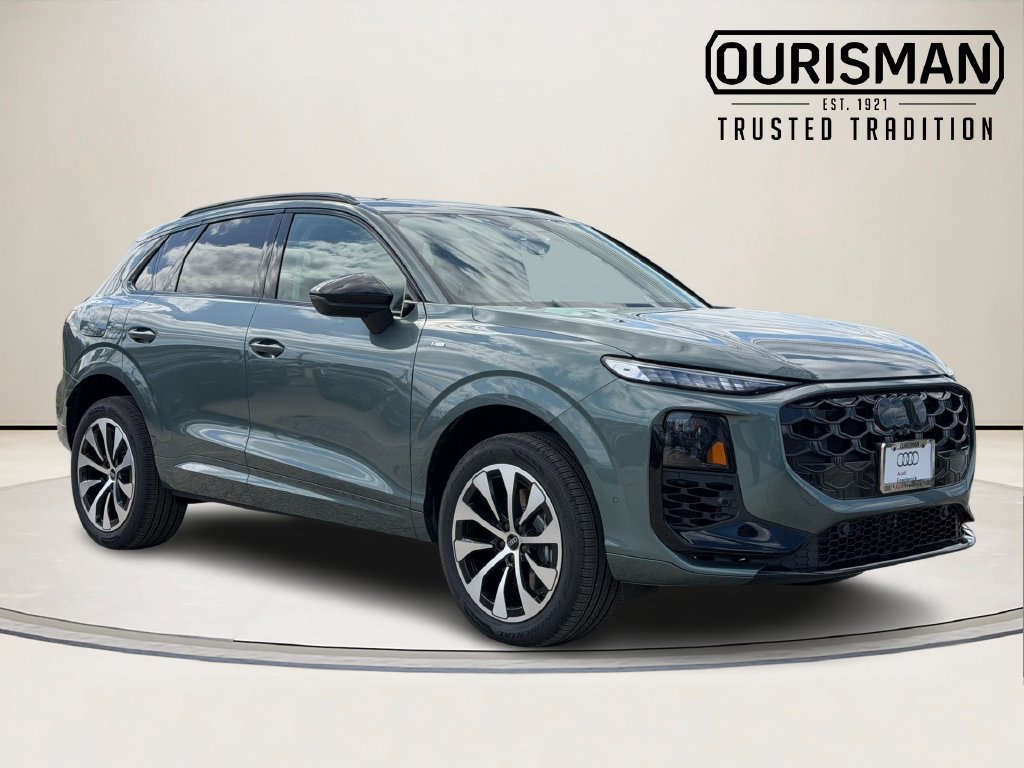 New 2026 Audi Q3 quattro 2.0T AWD/4WD image 1