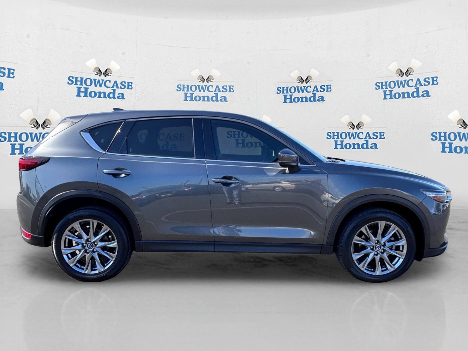 Used 2019 MAZDA CX-5 Signature AWD/4WD image 9