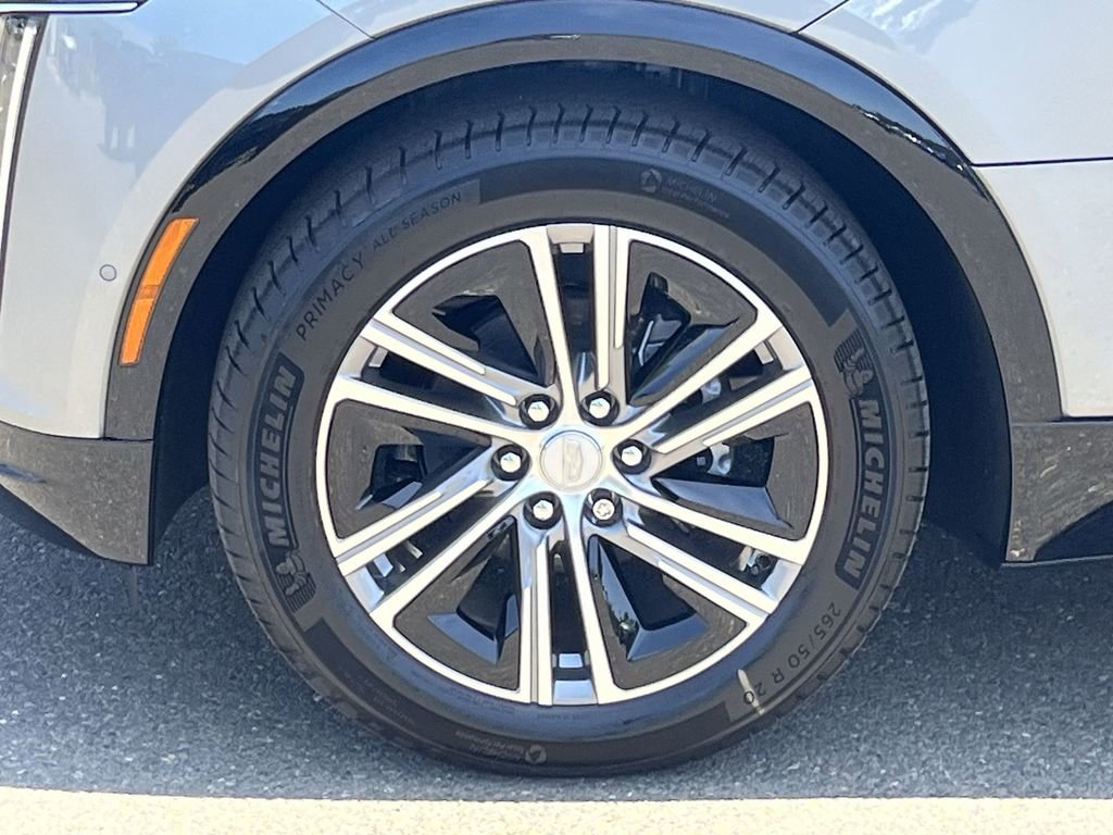 New 2025 Cadillac Lyriq Luxury image 26