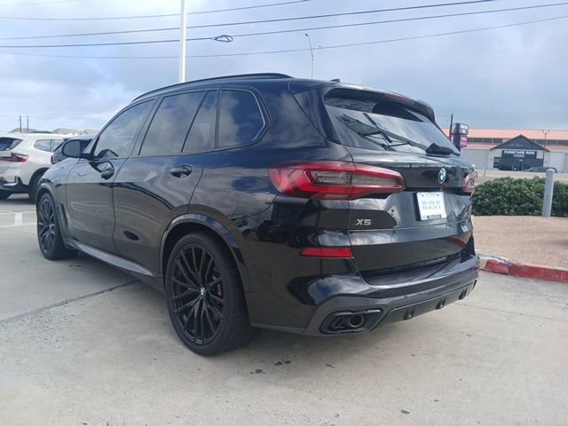Used 2021 BMW X5 M50i w/ Executive Package image 7