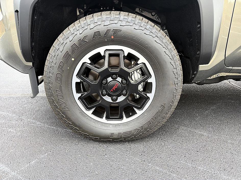 New 2026 Toyota Tacoma TRD Off-Road AWD/4WD image 8