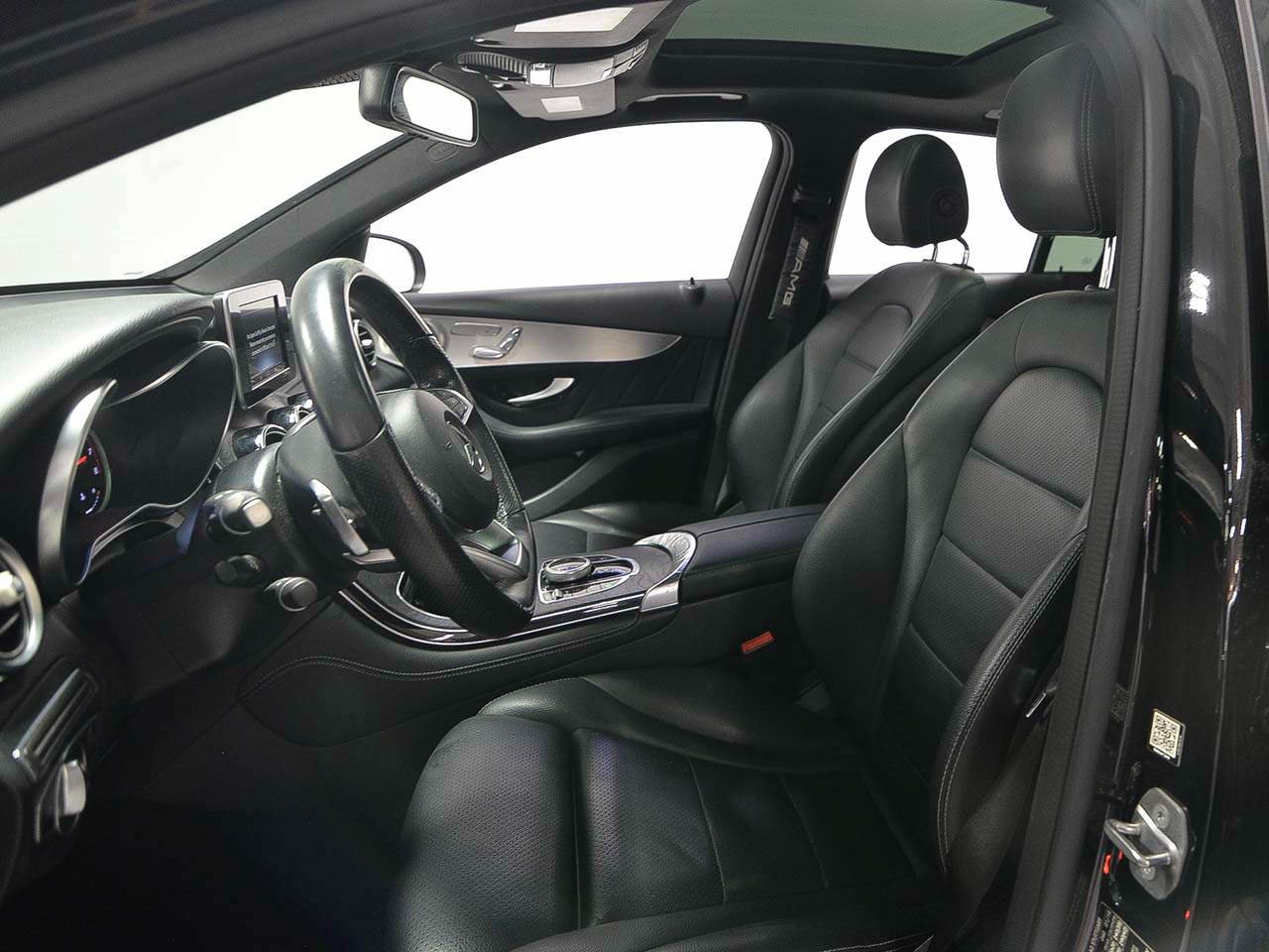 Used 2019 Mercedes-Benz GLC 300 image 10