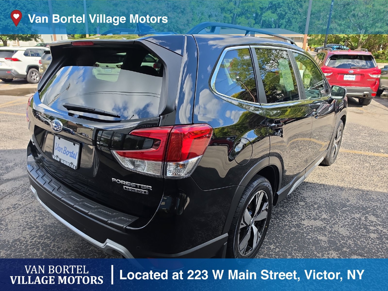 Used 2020 Subaru Forester Touring AWD/4WD image 5