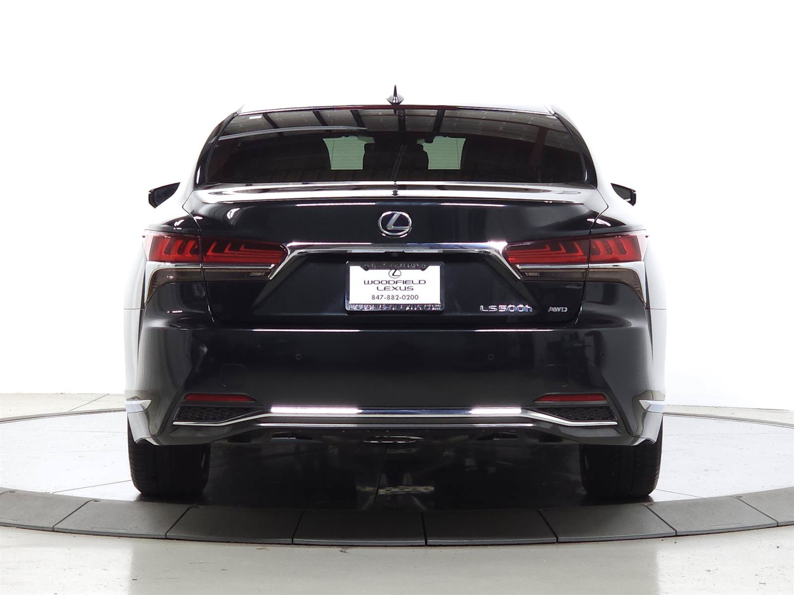 Used 2019 Lexus LS 500h AWD w/ Accessory Package (Z1) image 7