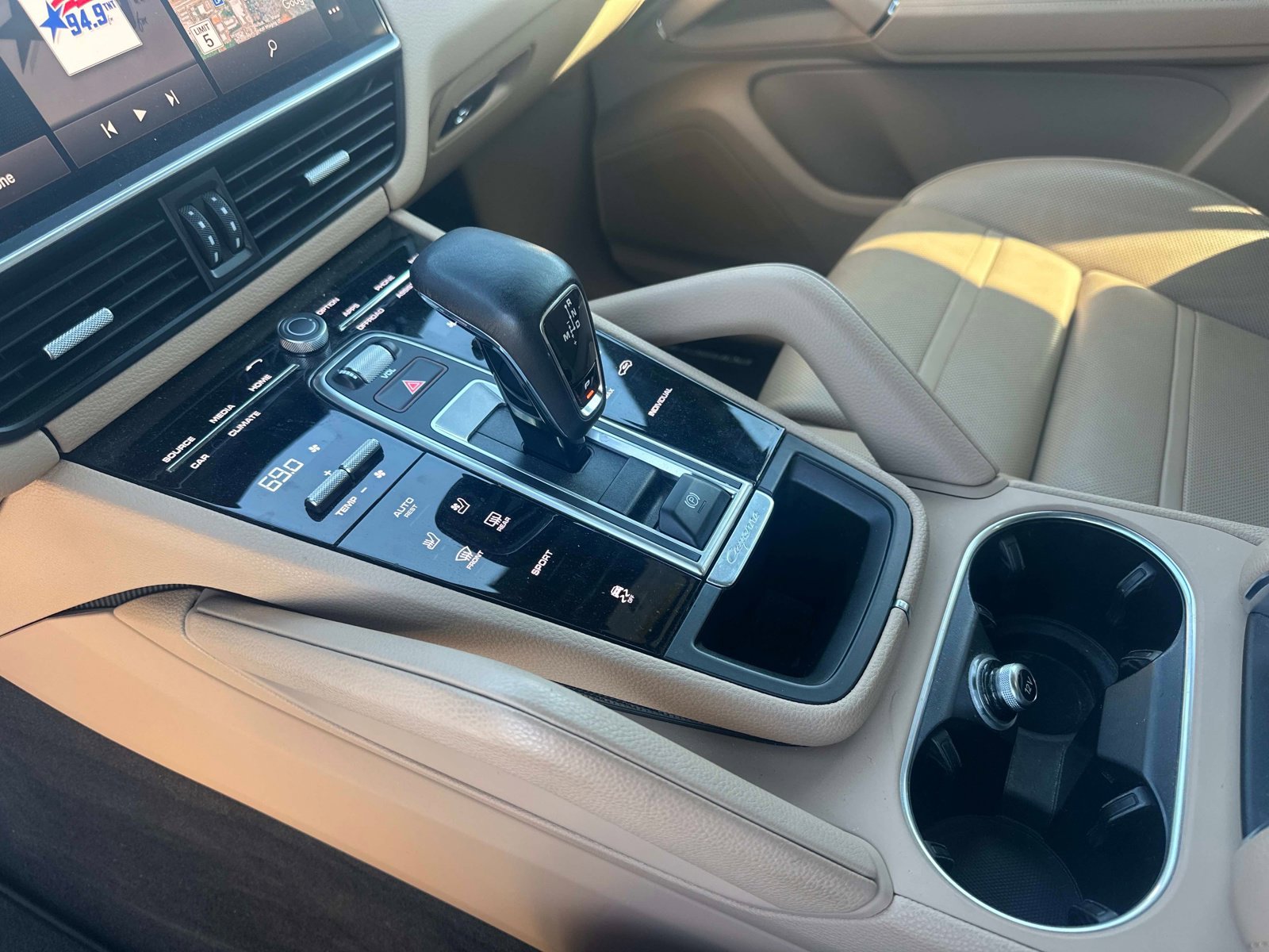 Certified 2023 Porsche Cayenne image 24