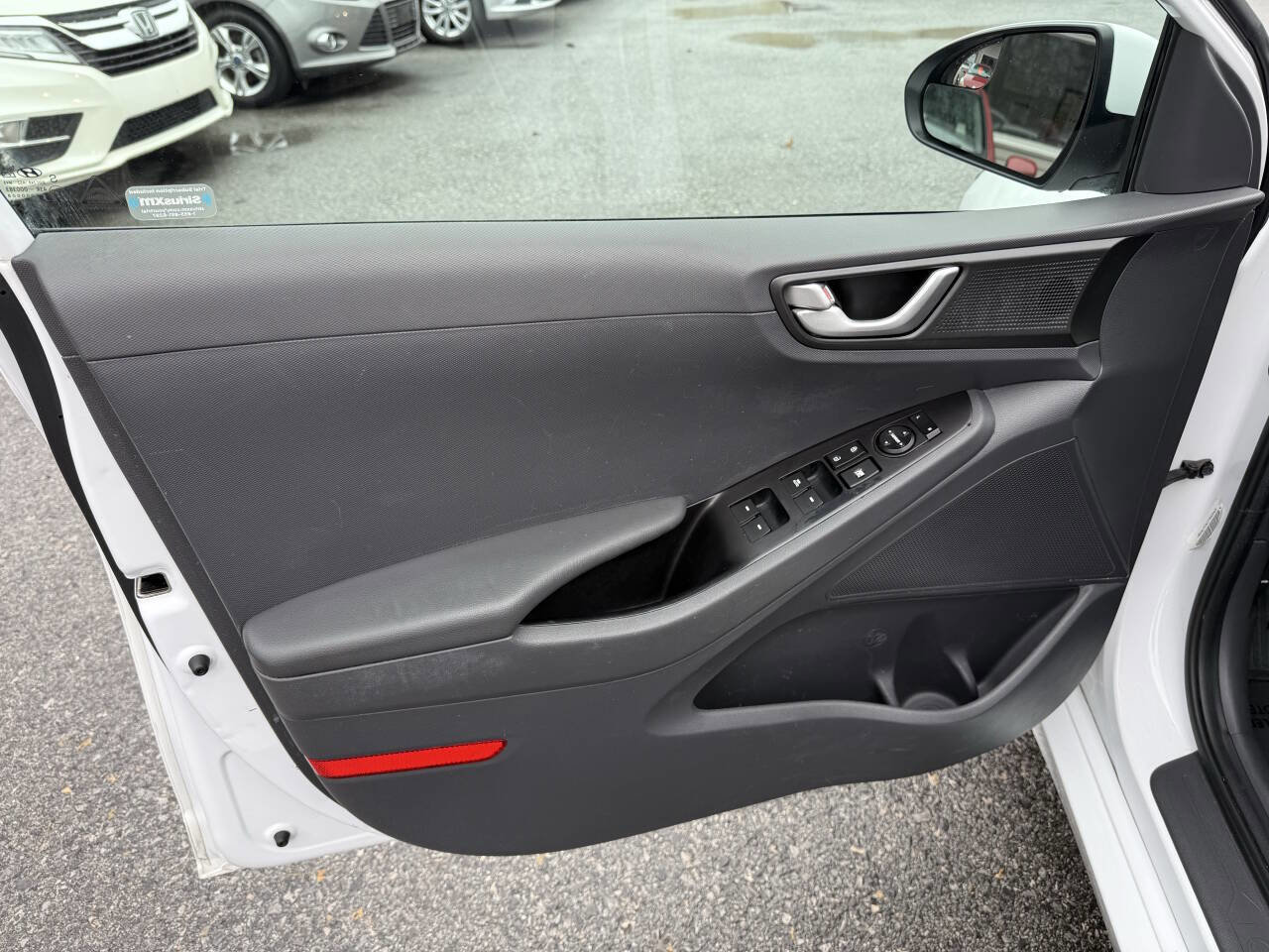 Used 2019 Hyundai Ioniq Blue image 10