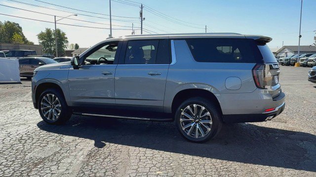 New 2026 Chevrolet Suburban High Country w/ Sun And Tow Package image 6
