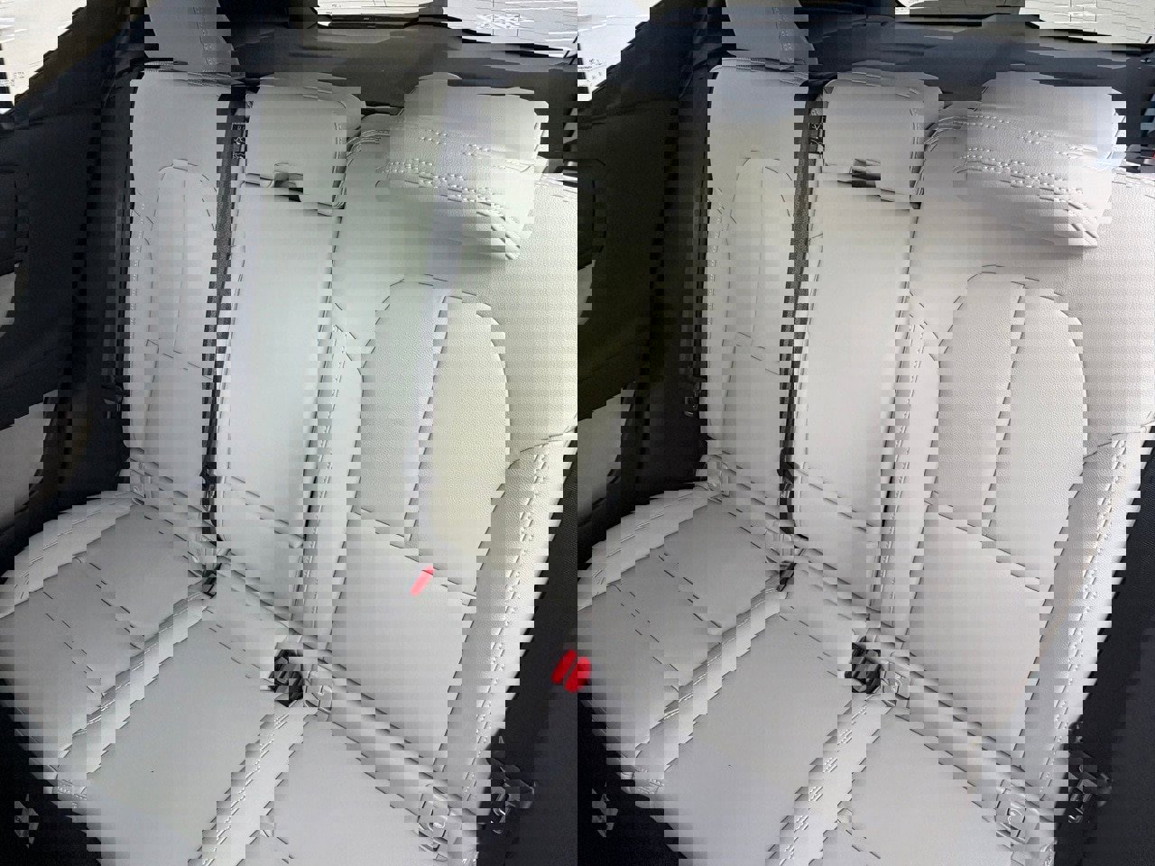 New 2026 Volvo XC40 B5 Plus w/ Protection Package Premier image 23