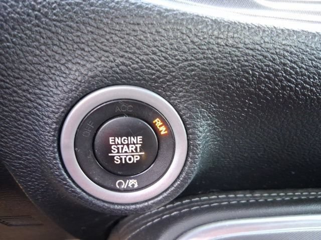 Used 2019 Dodge Challenger R/T RWD image 24