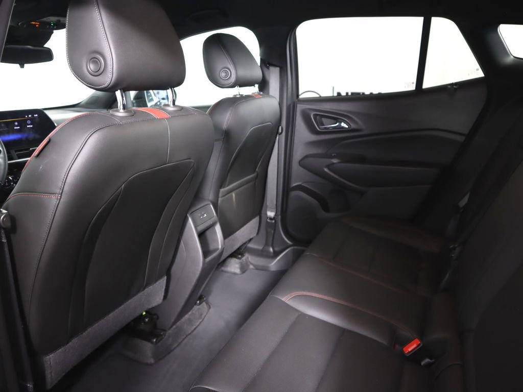 Used 2024 Chevrolet Trax RS image 17