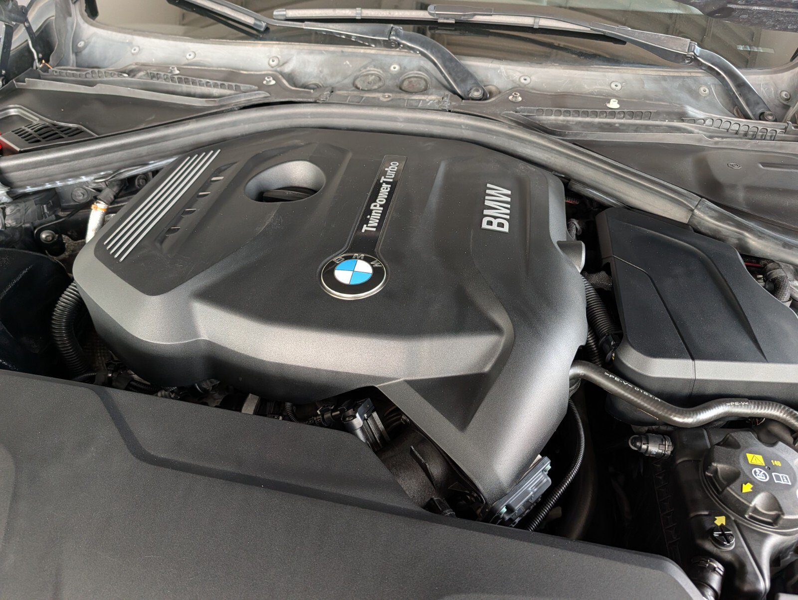 Used 2017 BMW 330i xDrive Sedan AWD/4WD image 24