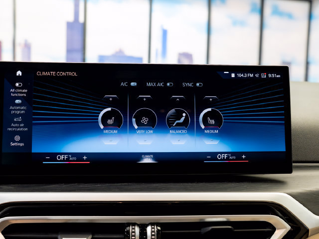 Used 2023 BMW i4 eDrive35 w/ Premium Package RWD image 18