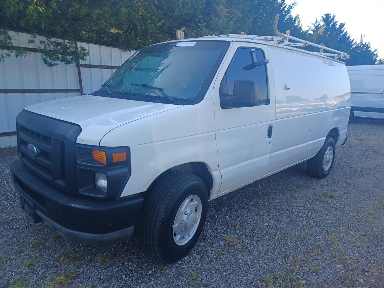 Used 2008 Ford E-250 and Econoline 250 RWD image 1