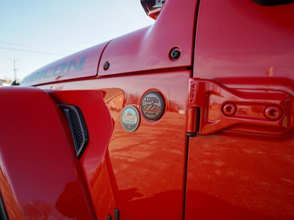 Used 2024 Jeep Wrangler Unlimited Rubicon AWD/4WD image 9