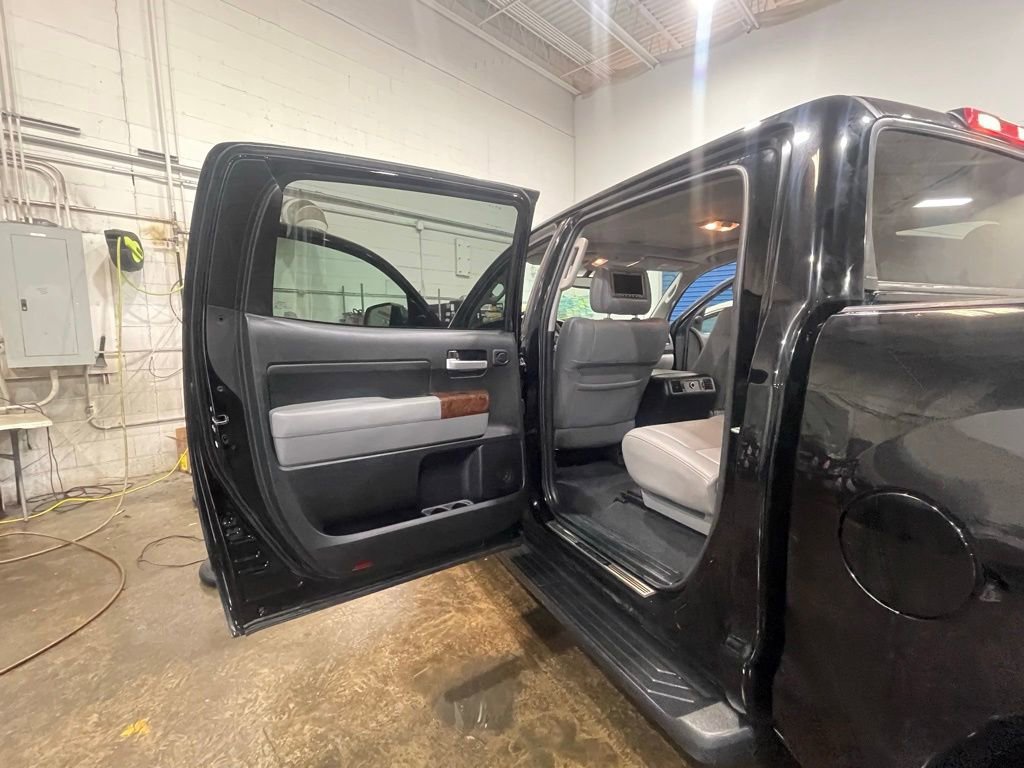 Used 2013 Toyota Tundra Platinum image 26