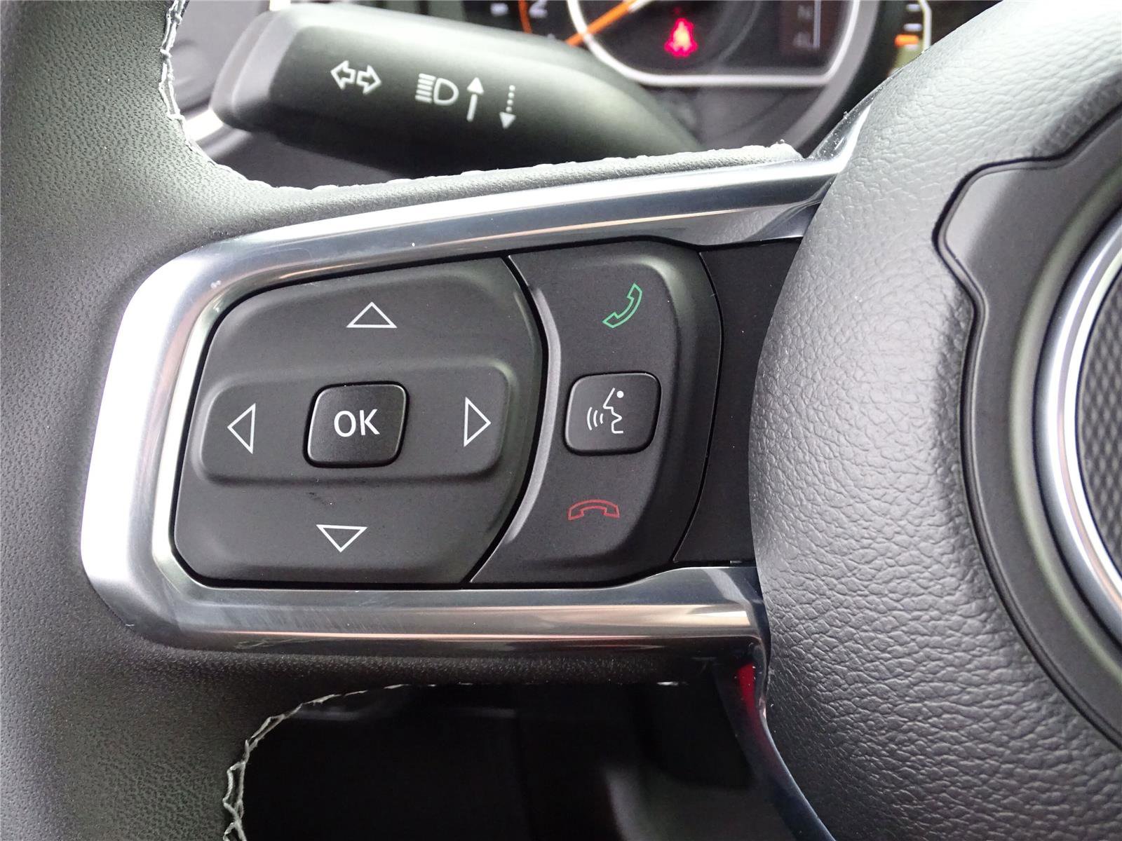 New 2025 Jeep Wrangler Sahara w/ Technology Group image 32