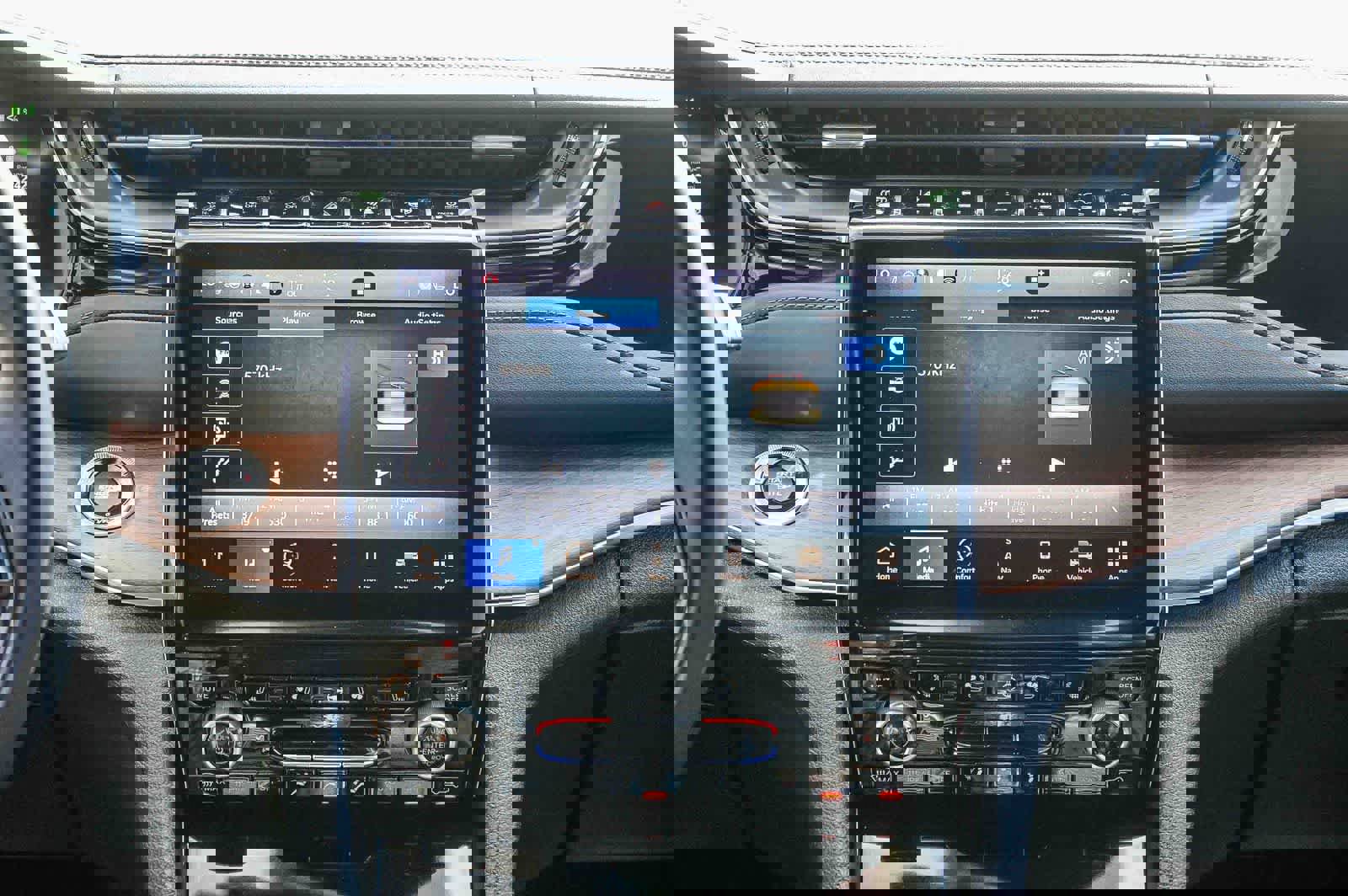 Used 2022 Jeep Grand Cherokee Summit w/ Advanced Protech Group IV image 12