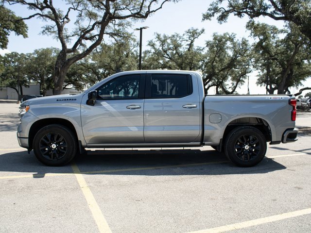 Used 2024 Chevrolet Silverado 1500 RST image 2