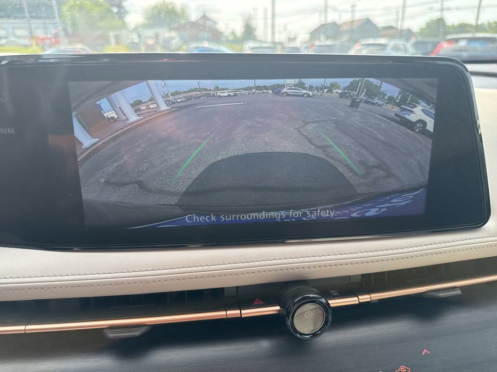 Used 2023 Nissan Ariya FWD image 33