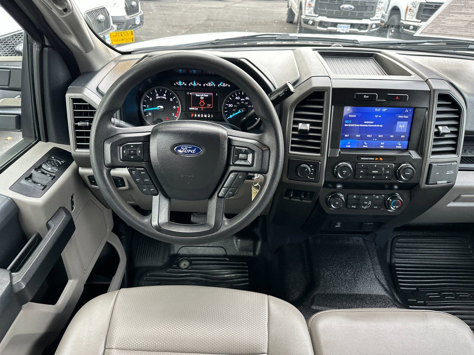 Used 2022 Ford F250 XL w/ Power Equipment Group image 14