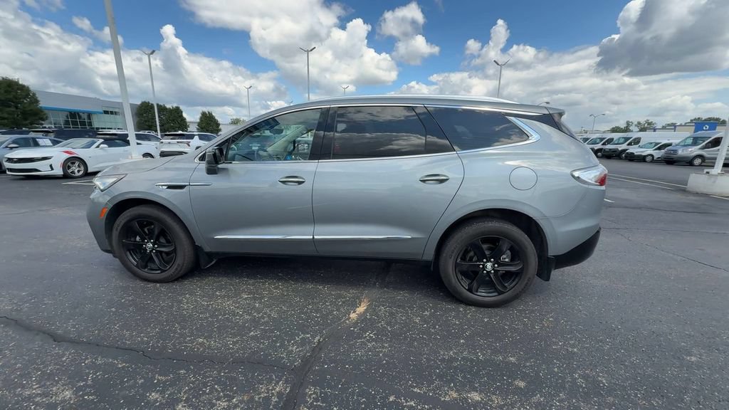 Used 2024 Buick Enclave Essence w/ Experience Buick Package AWD/4WD image 5