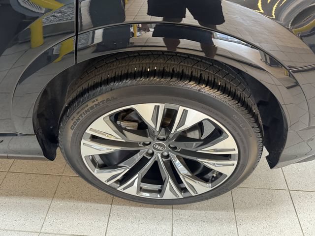 Used 2026 Audi Q8 Premium Plus AWD/4WD image 11