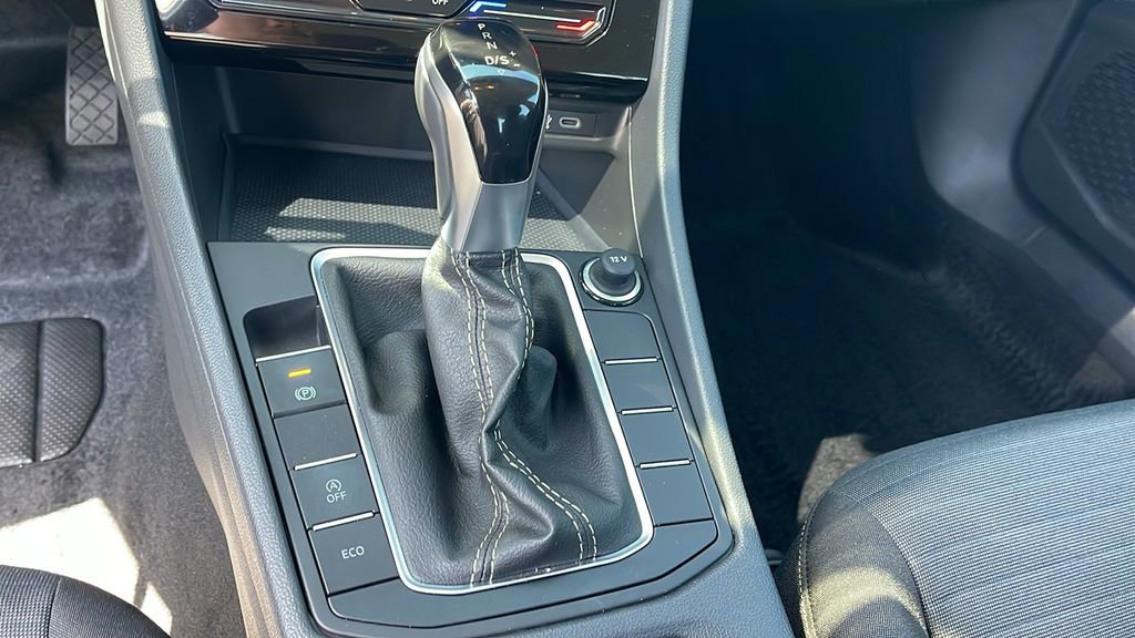Used 2025 Volkswagen Jetta S FWD image 19