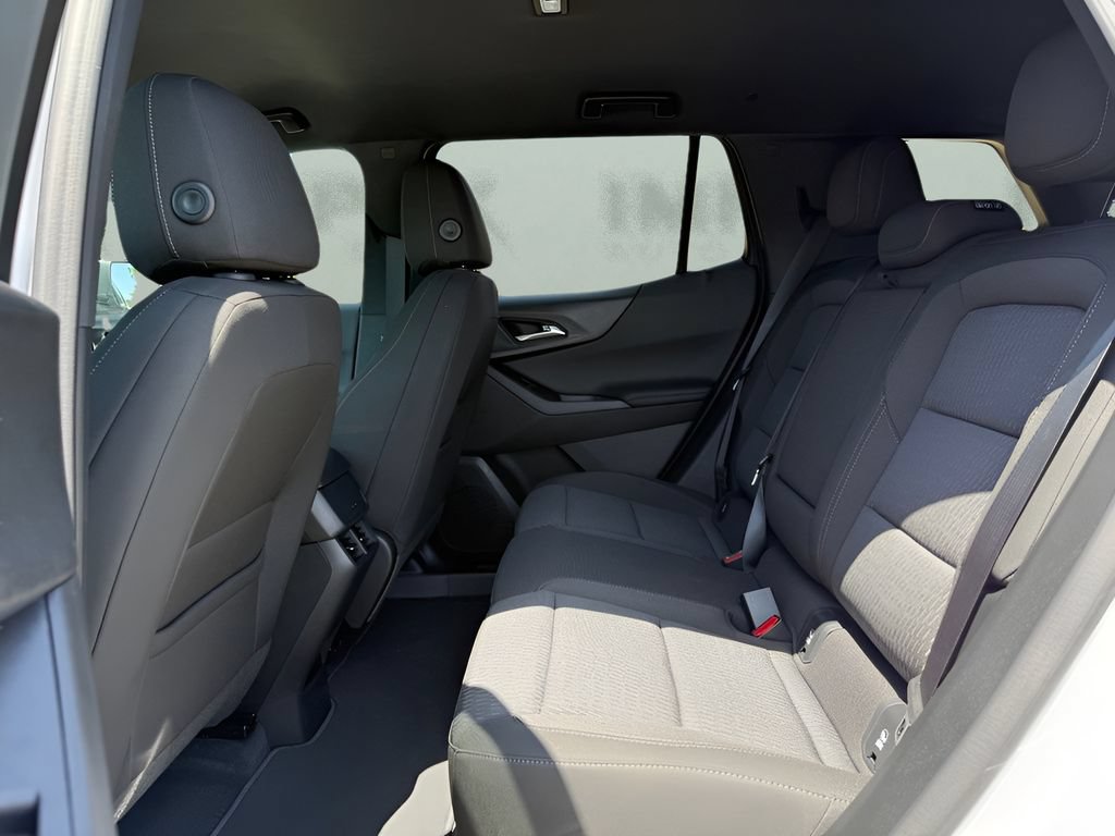 New 2027 Chevrolet Equinox LT FWD image 26