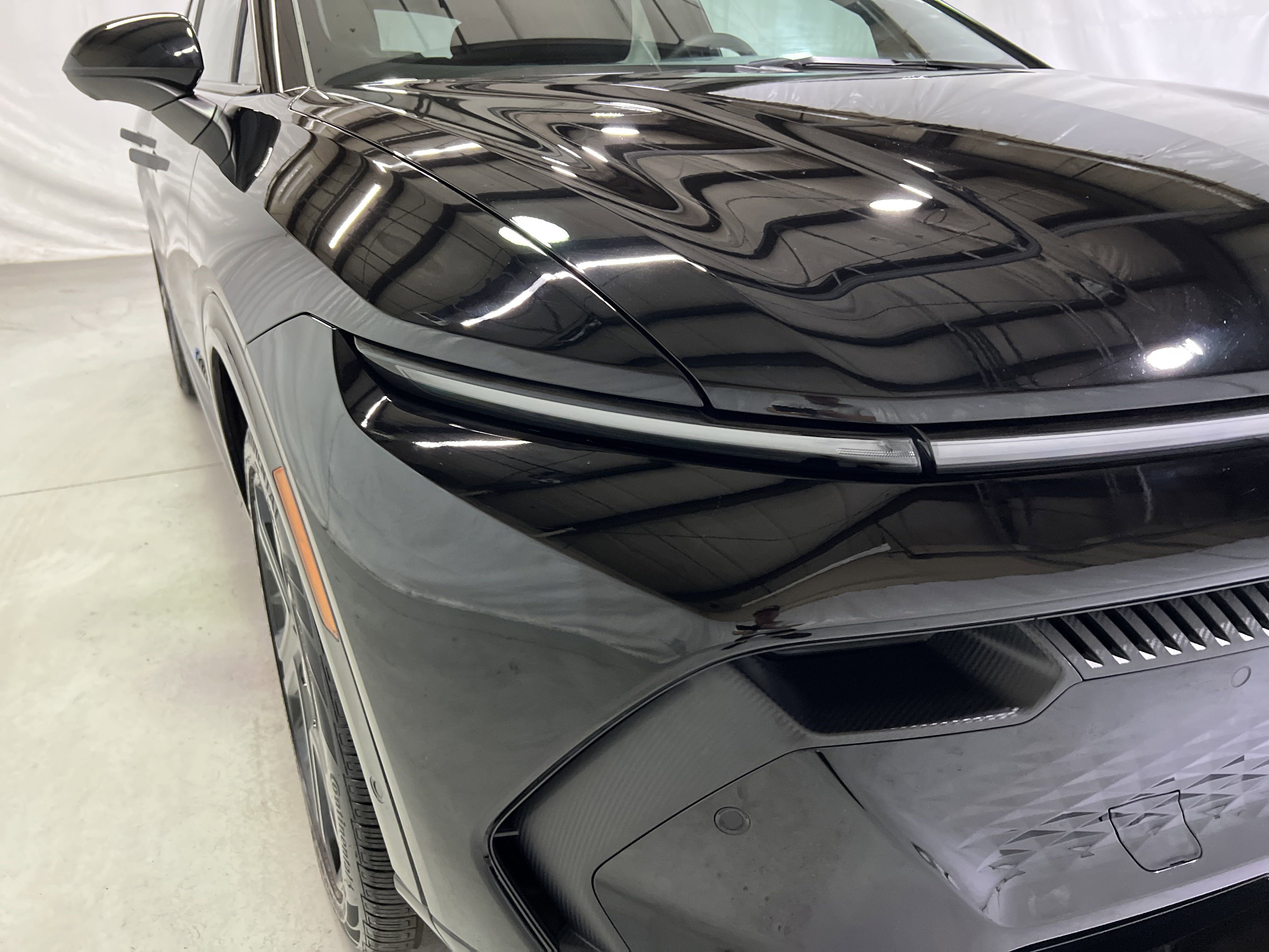 Certified 2024 Chevrolet Equinox EV RS image 5