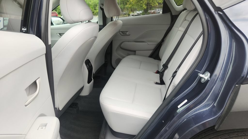 Used 2025 Hyundai Kona SEL AWD/4WD image 15