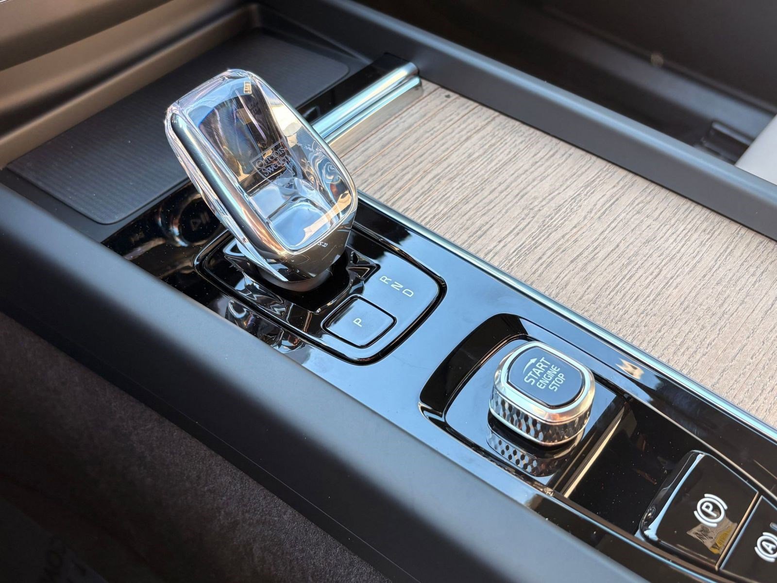 New 2026 Volvo XC60 B5 Plus w/ Climate Package image 31