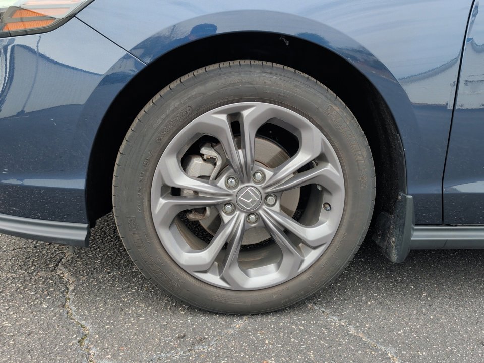 Used 2024 Honda Accord EX image 31