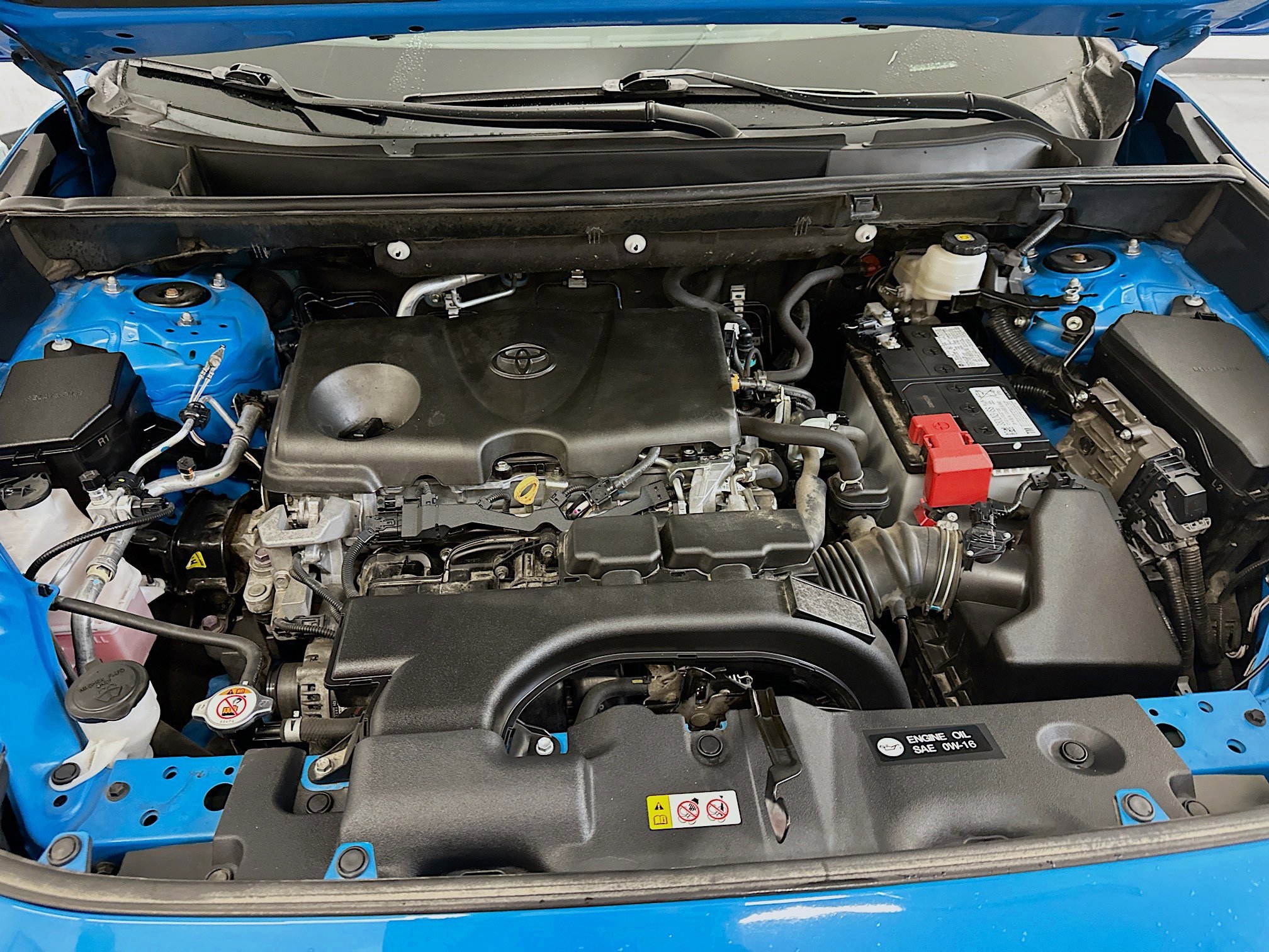 Used 2021 Toyota RAV4 XLE image 34