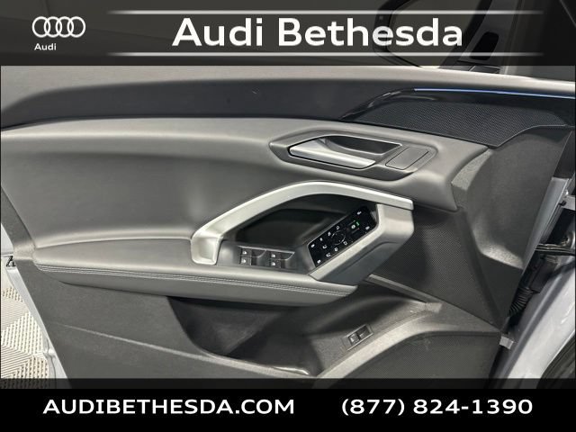 Certified 2025 Audi Q5 Premium w/ Convenience Package AWD/4WD image 14