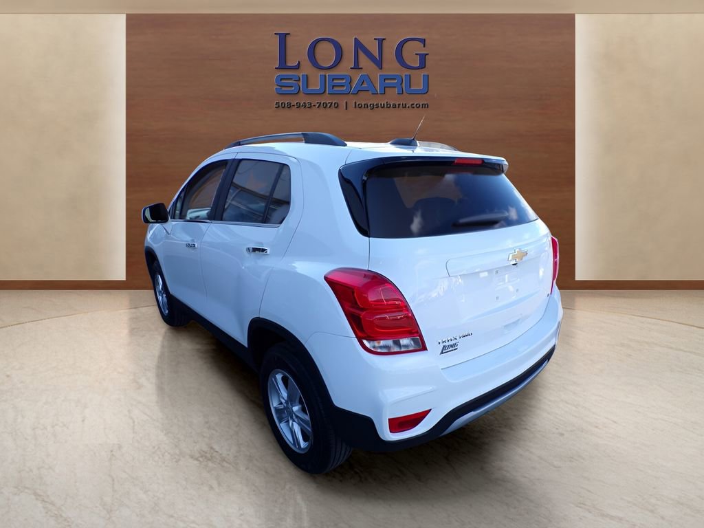 Used 2019 Chevrolet Trax LT w/ LT Convenience Package image 8