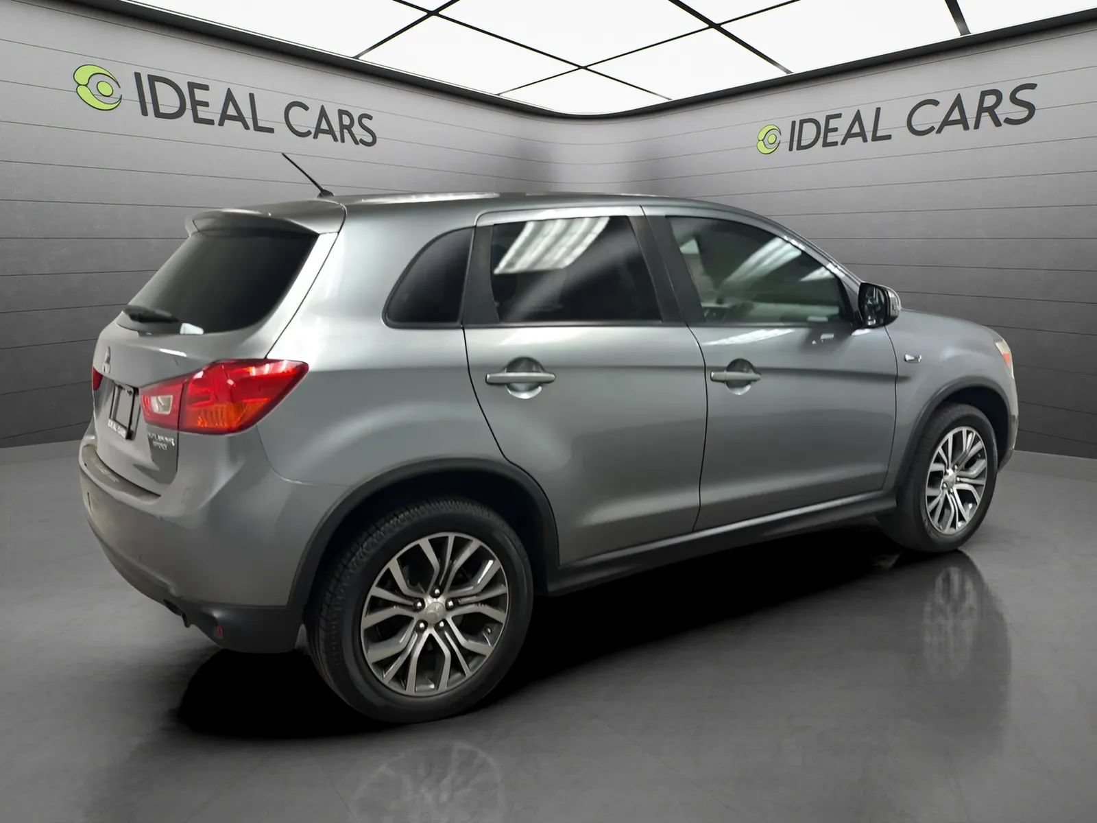 Used 2016 Mitsubishi Outlander Sport ES FWD image 5