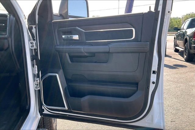 Used 2025 RAM 2500 Laramie AWD/4WD image 19