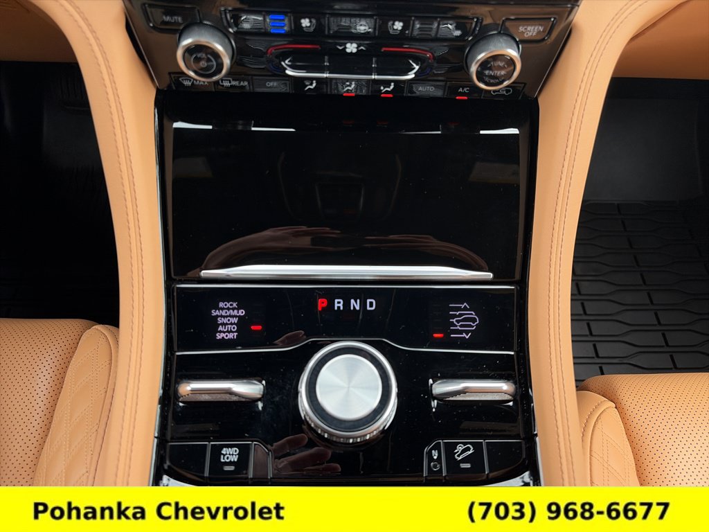 Used 2025 Jeep Grand Cherokee L Summit AWD/4WD image 16
