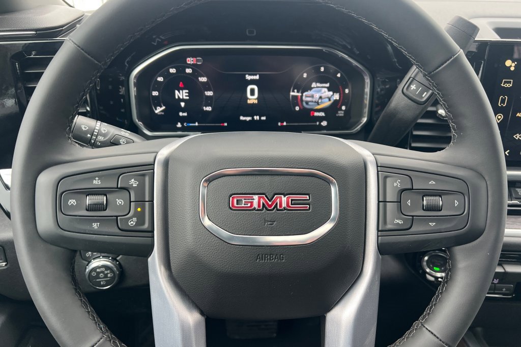 New 2026 GMC Sierra 3500 SLT w/ SLT Convenience Package image 20